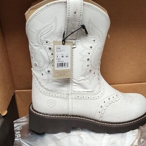 Ariat White Leather Western Boots